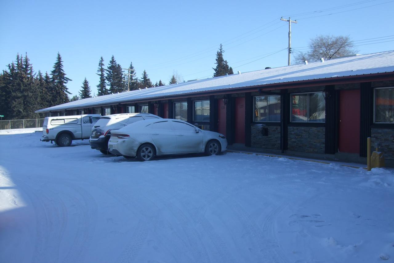 Trailside Inn Lloydminster Exterior photo