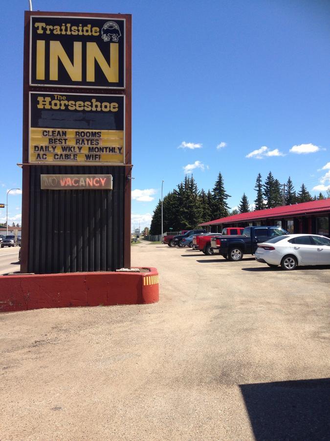 Trailside Inn Lloydminster Exterior photo